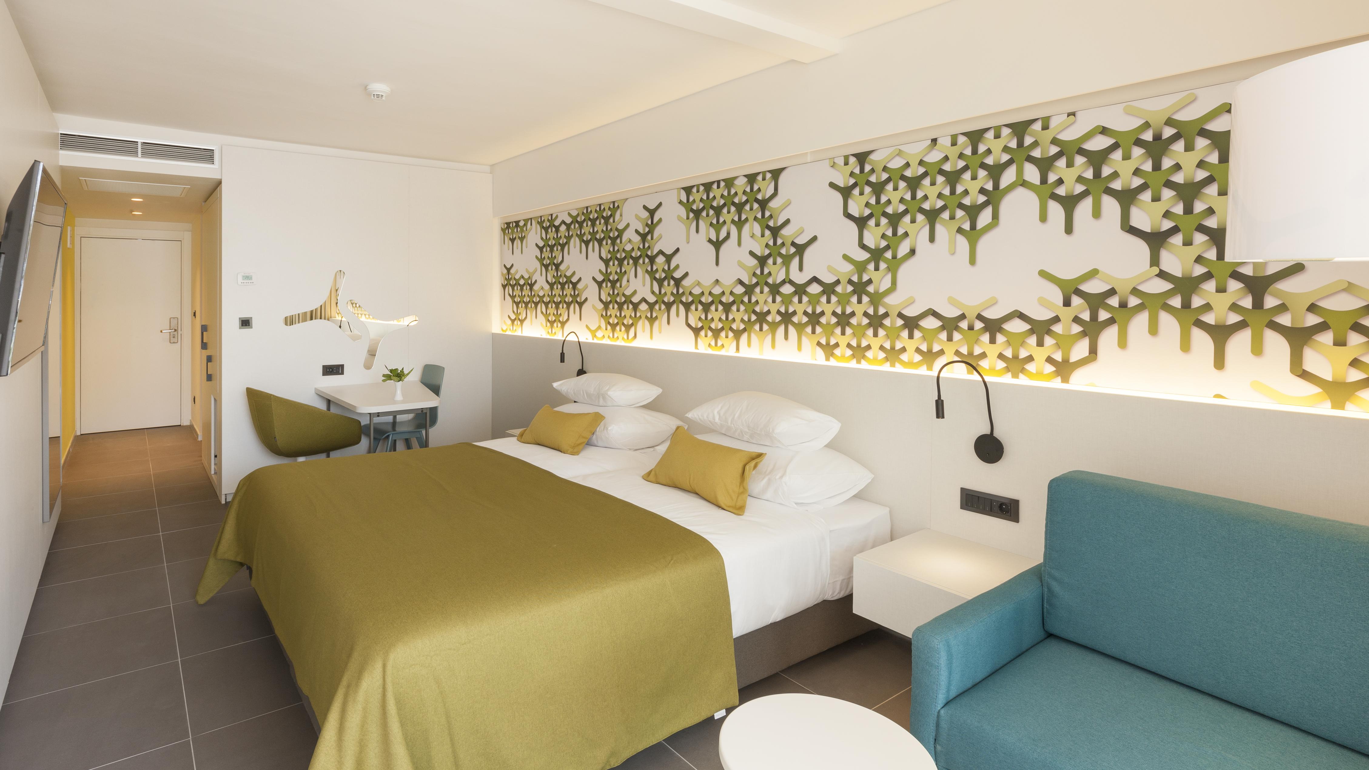 เซนติโด บลูซัน โฮเต็ล เบรูเลีย Hotel เบรลา ภายนอก รูปภาพ